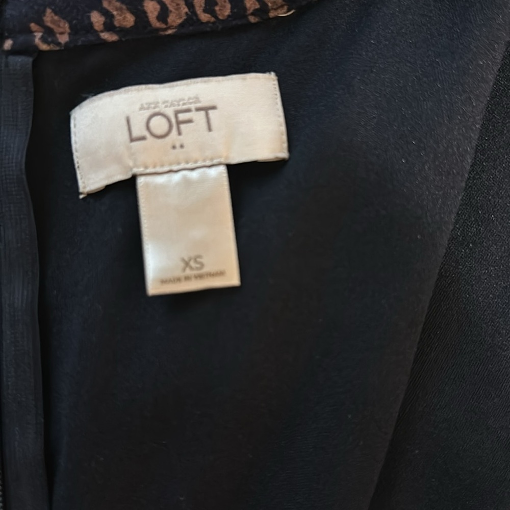 Loft Dress - Picture 4 of 4
